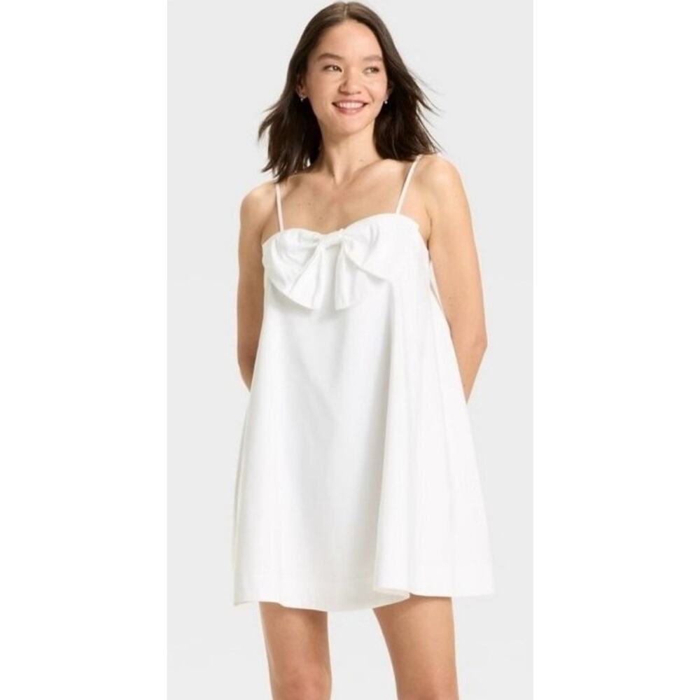 #107 MSRP $35 NWOT A NEW DAY WHITE MINI BOW SHIFT DRESS ♡SIZE M♡